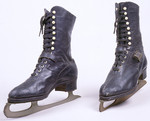 These ice skates were among the few personal belongings Hanni Sondheimer took with her on her journey from Kaunas to Shanghai.