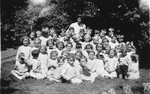 Group photo kindergarteners in a convent school in Belgium.