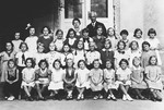 Group portrait of a class of both Christian and Jewish girls in an Austrian elementary school.